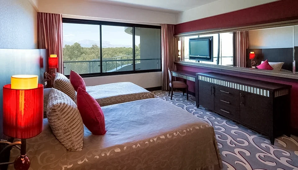 هتل کرنلیا دایموند گلف ریزورت آنتالیا